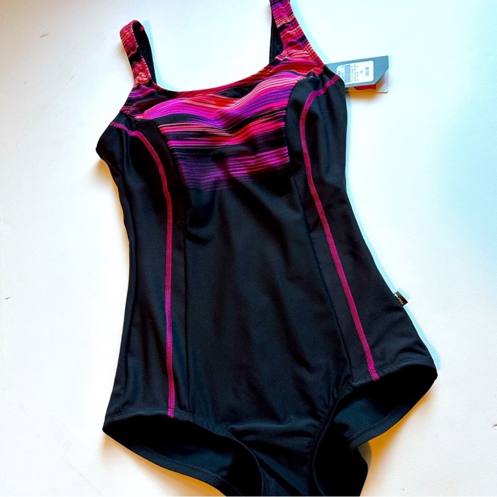 TYR Daybreak Aquatank Swimsuit NEW